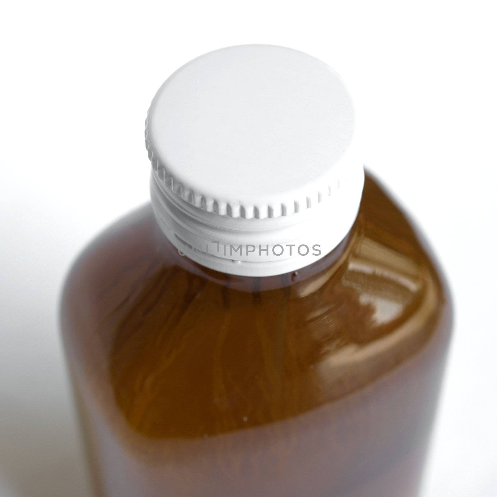 Syrup sugar flavoured liquid medicine for cough or flu