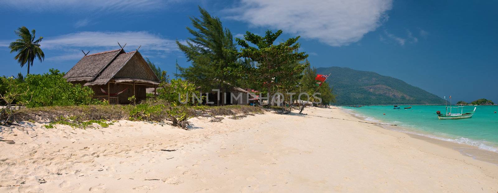 High resolution panoramic image of the tropical beach with white sand
