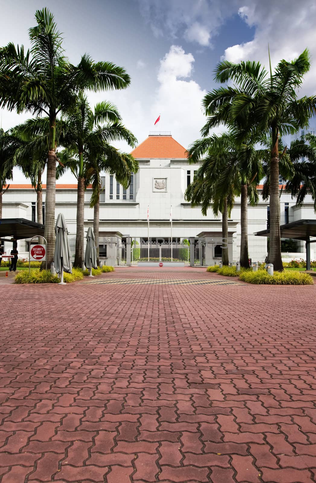 The singapore parliament building main gate 