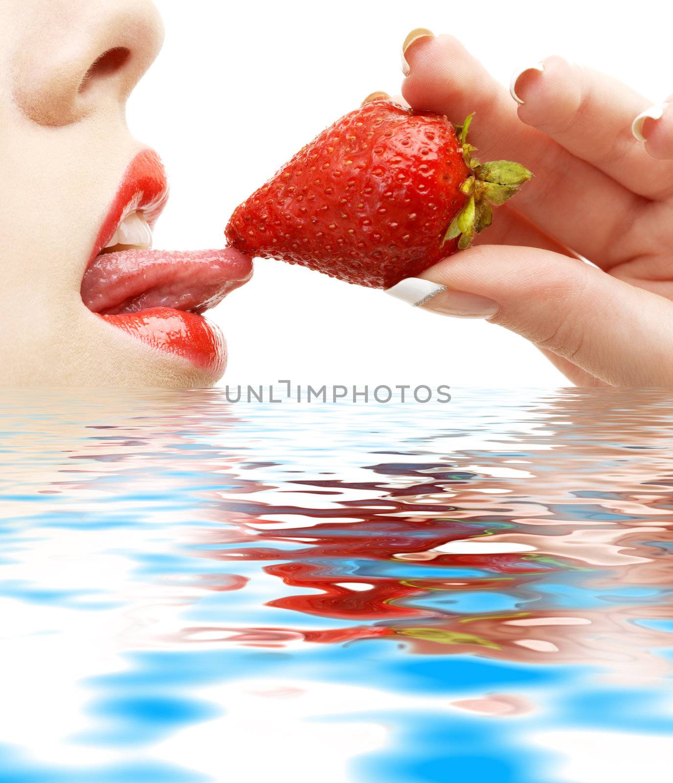 strawberry, lips and tongue in water by dolgachov