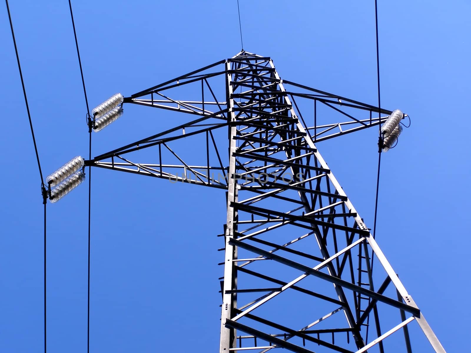 Electric transmission line tower