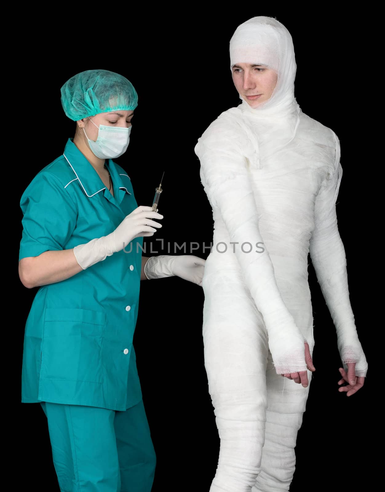 Doctor to give an injection on bandaged patient