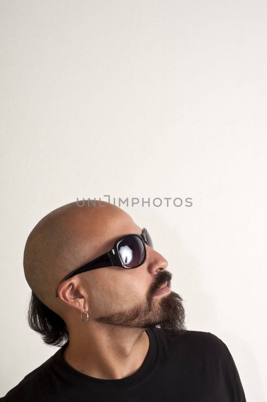 blacks man with glasses, beard and black jacket by peus