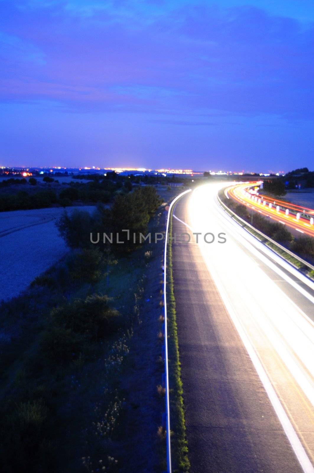 night traffic motion by gunnar3000