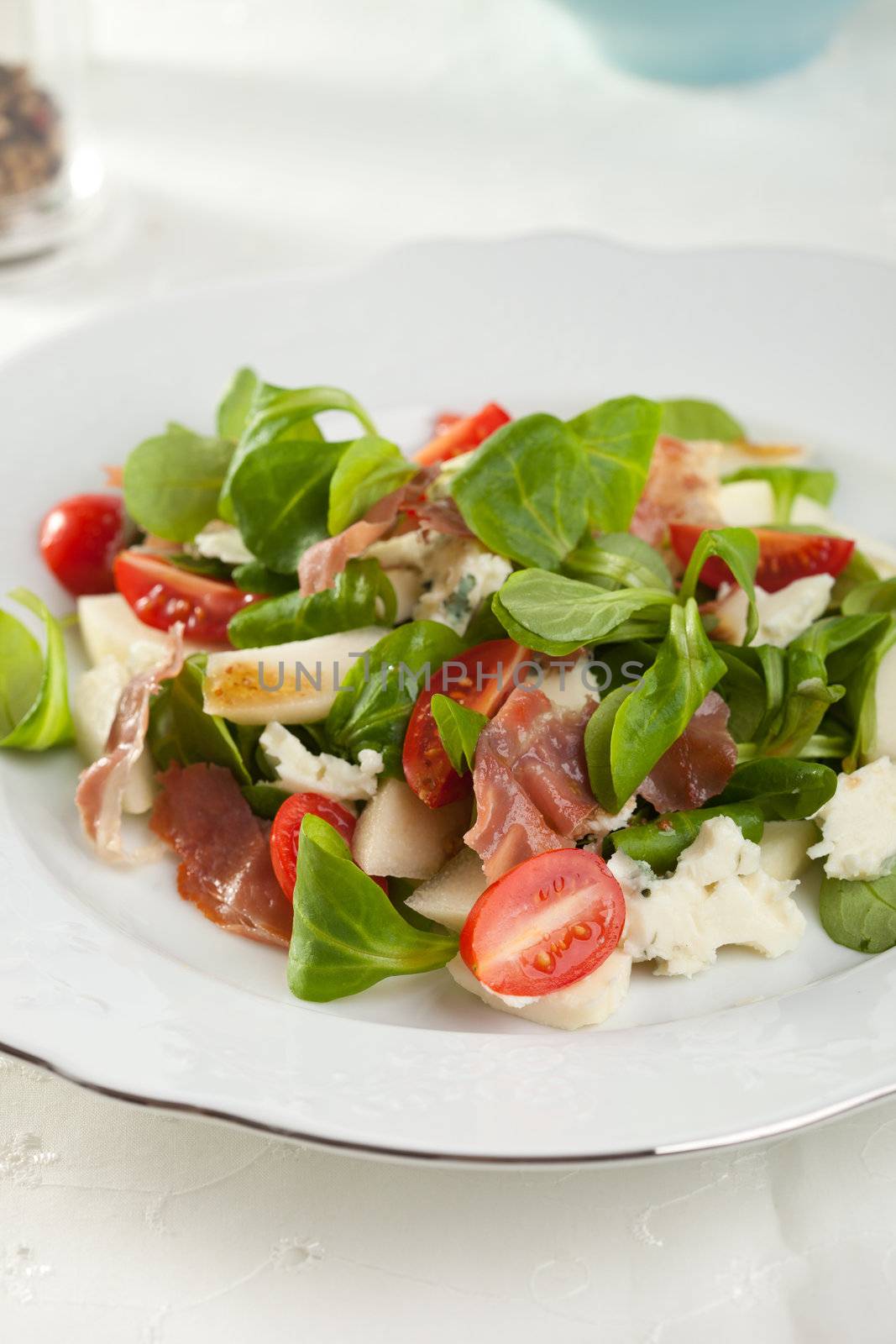 Healthy salad by Fotosmurf