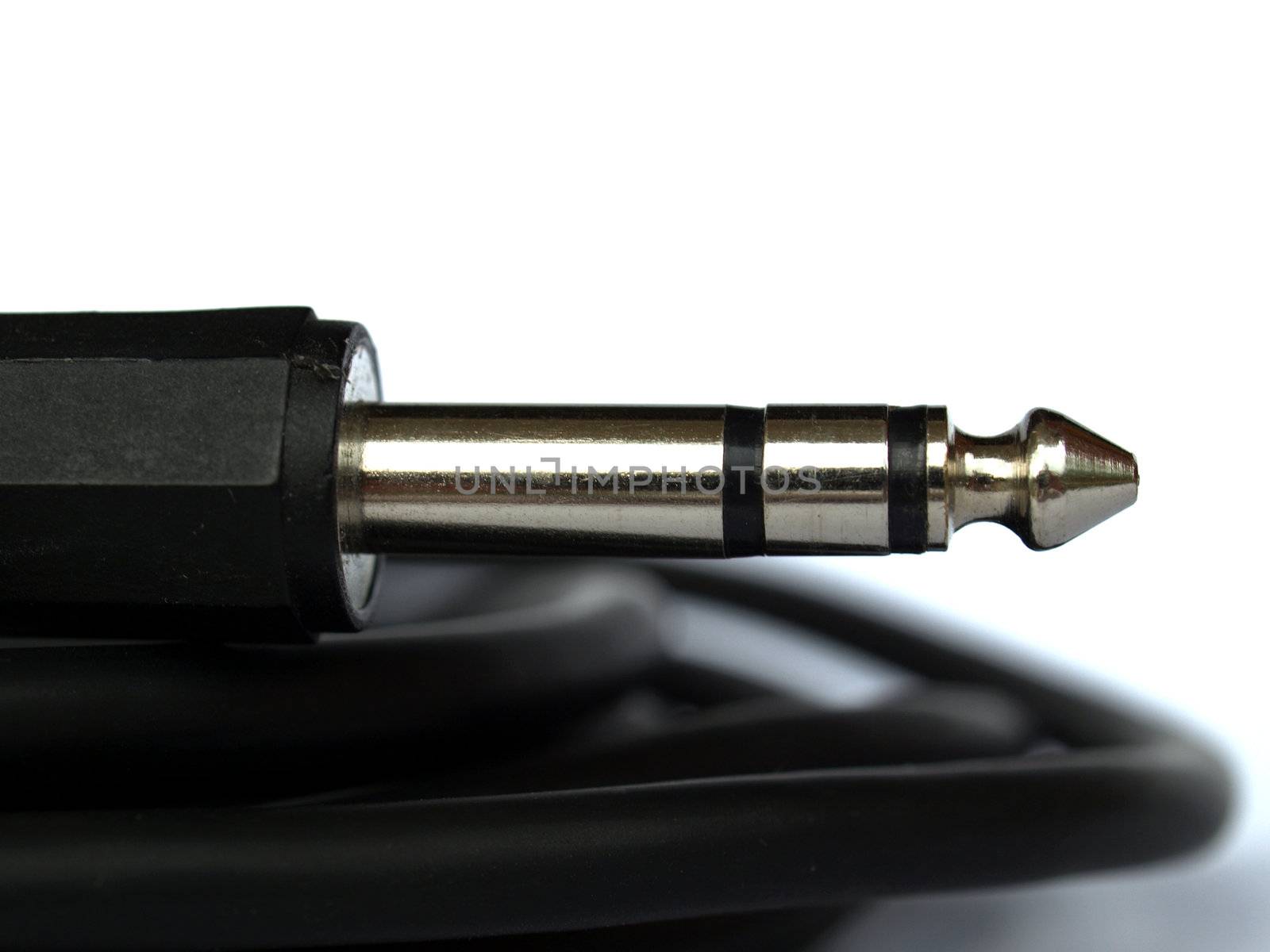 Stereo audio jack plug for cables used in music recording studio and live music event