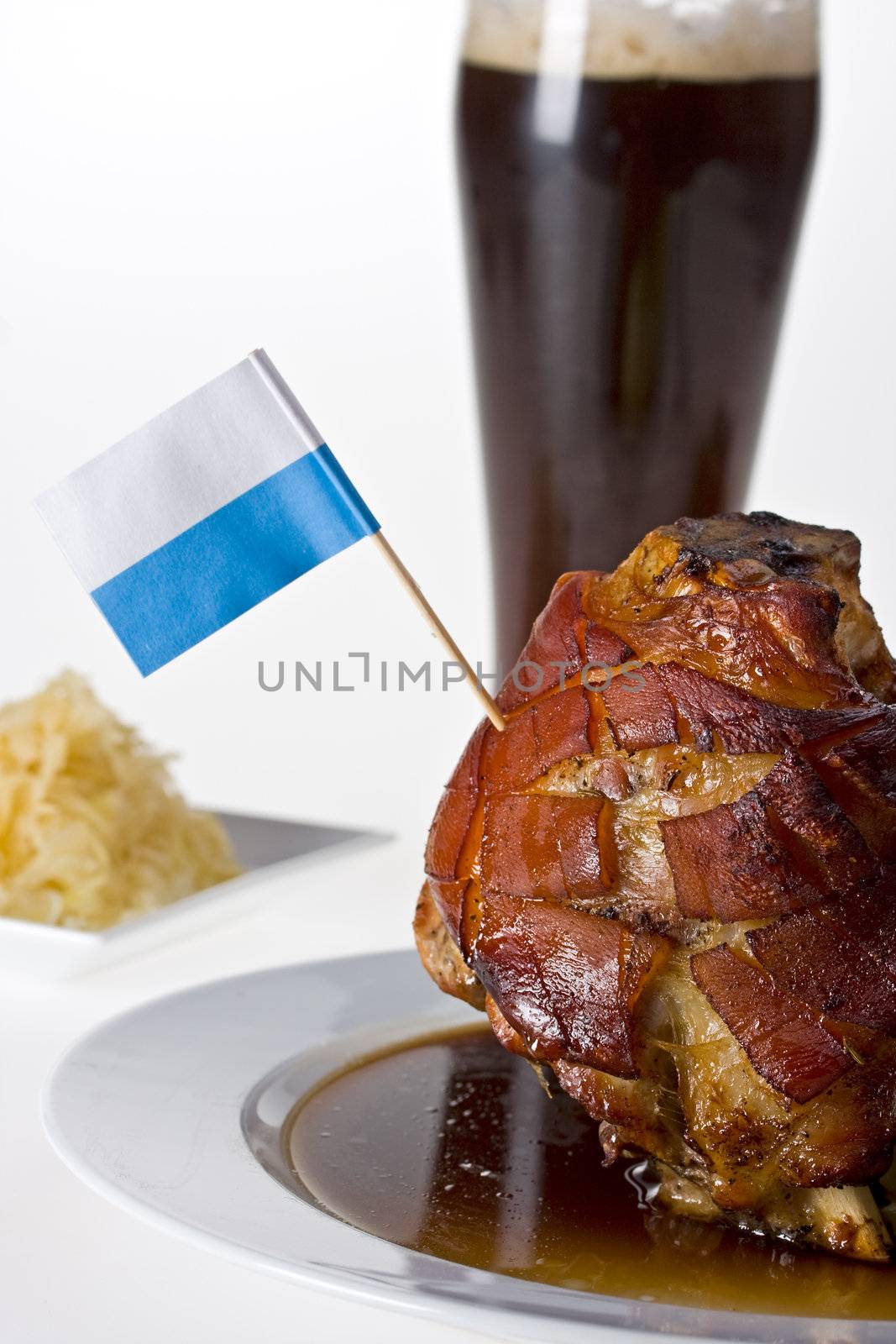 bavarian knuckle of pork with potato dumpling