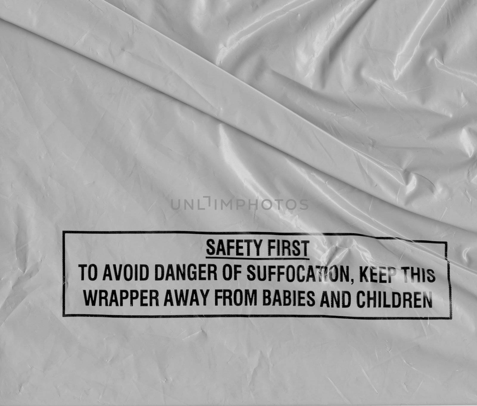 Safety warning on a wrapper
