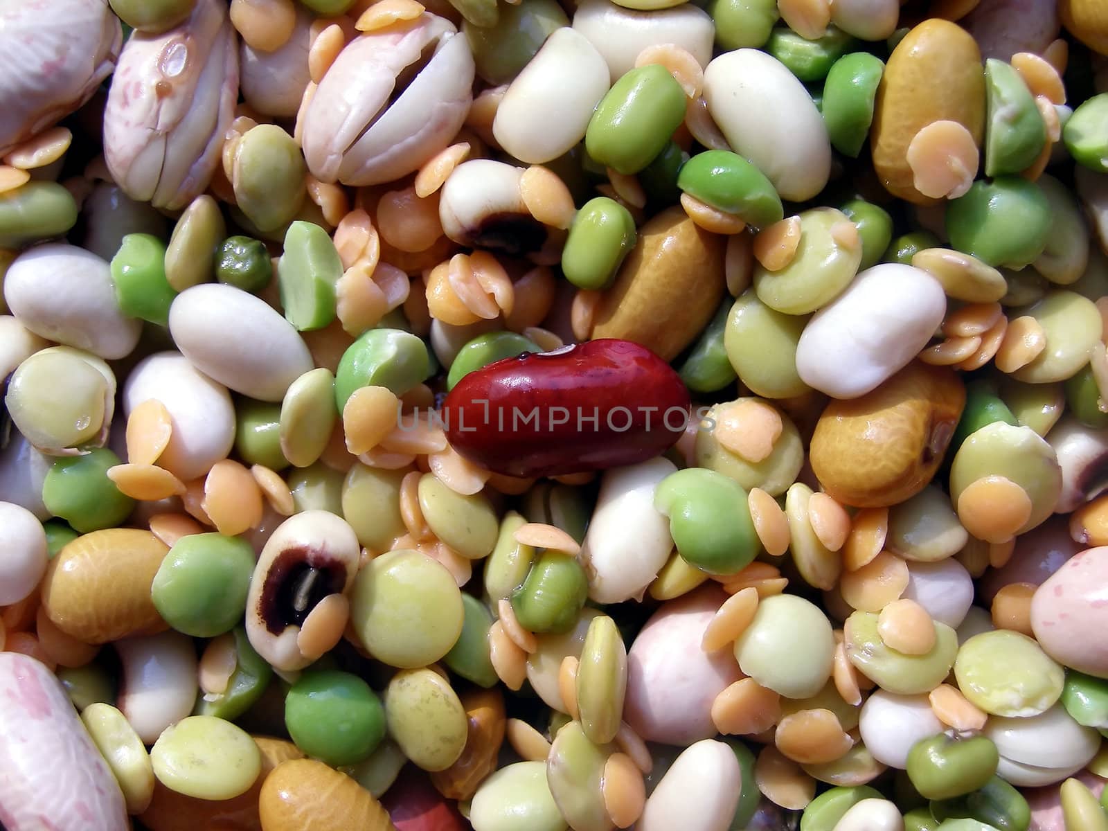 Beans soup salad