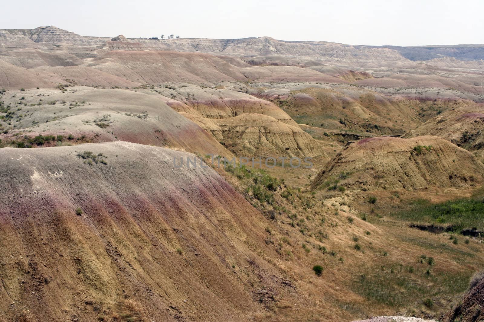 Colorful shot of some of the moutains at the South Dakota Badlands