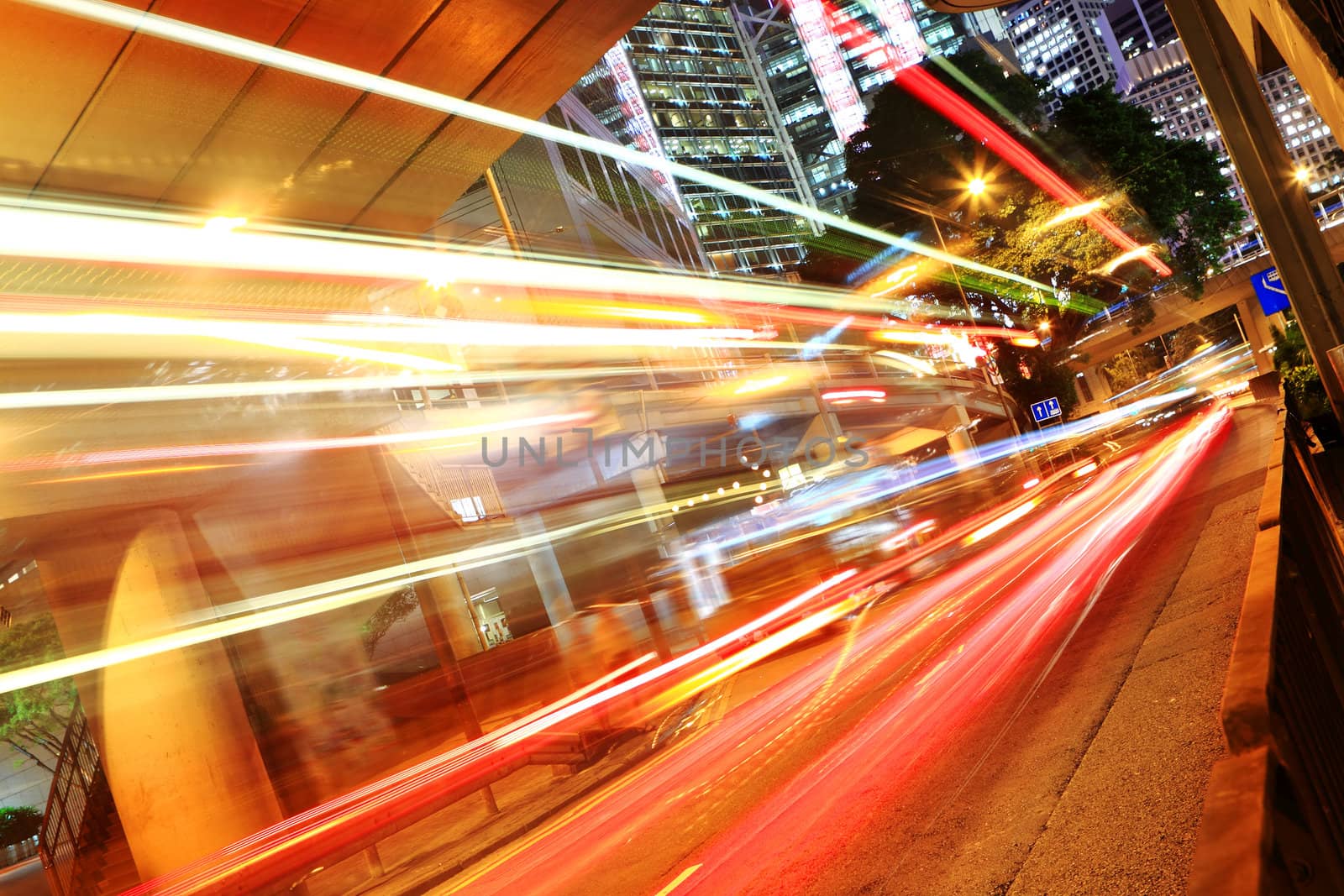 traffic in downtown in hong kong
