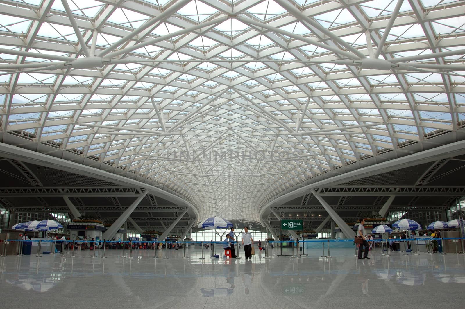 GUANGZHOU, CHINA - SEPTEMBER 29: Guangzhou South Railway Station for high-speed trains on September 29, 2010. Station operates 32 trains daily, has 28 platforms, serves 200000 passengers per day.