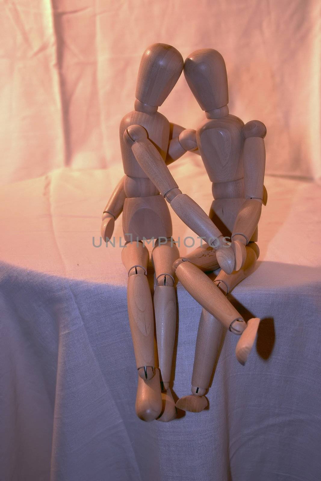 mannequins lovers  by leafy