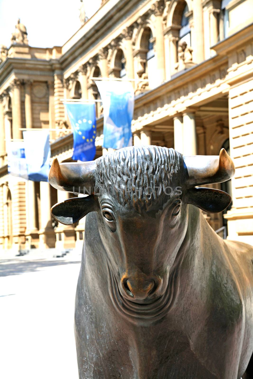 Sculptures at the stock exchange in Frankfurt, Germany
