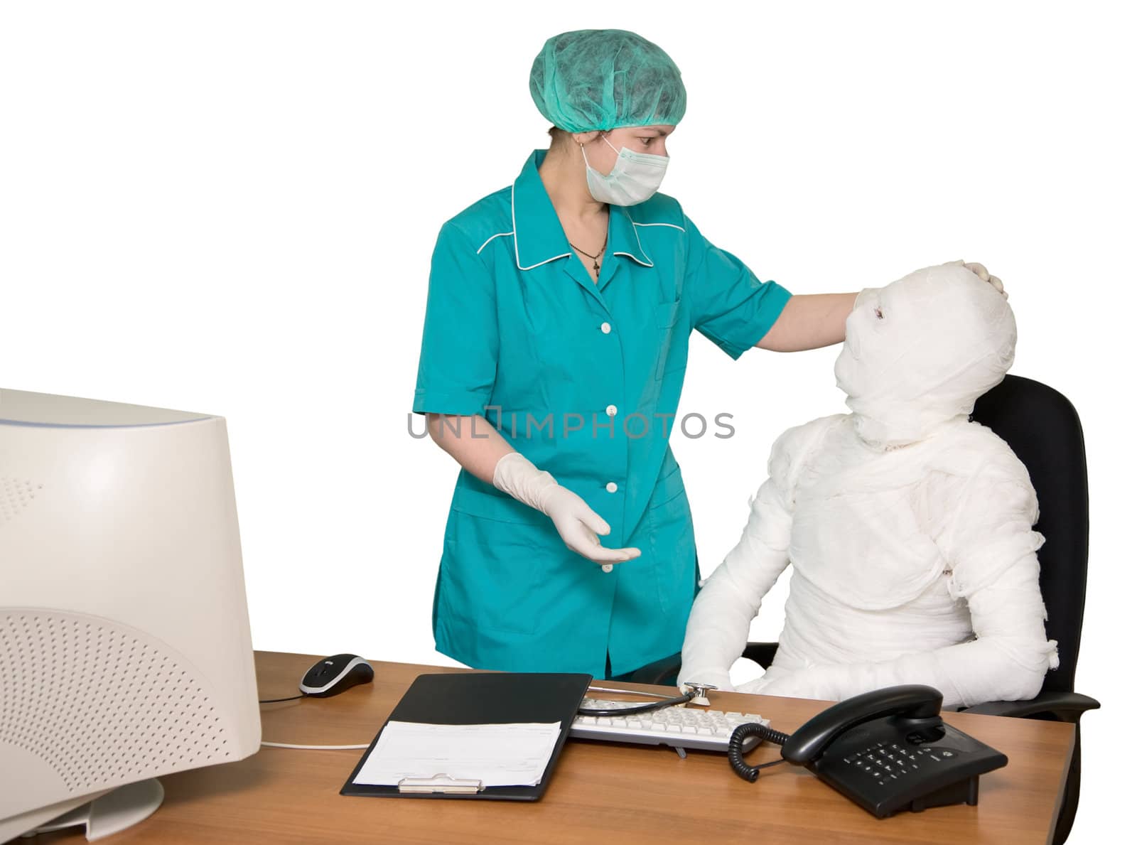 The bandaged boss and nurse in office