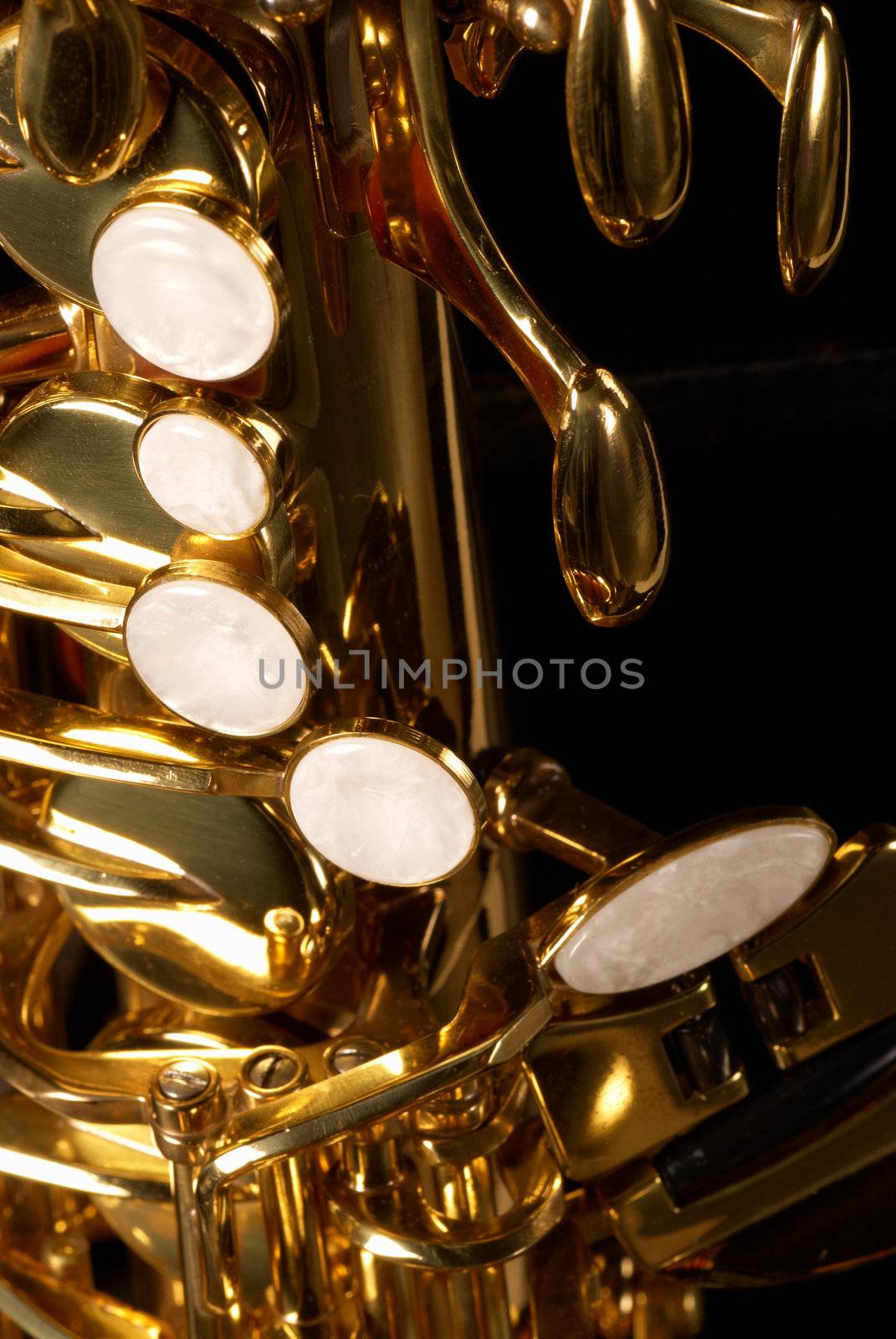 Wind instrument mechanism by hemeroskopion