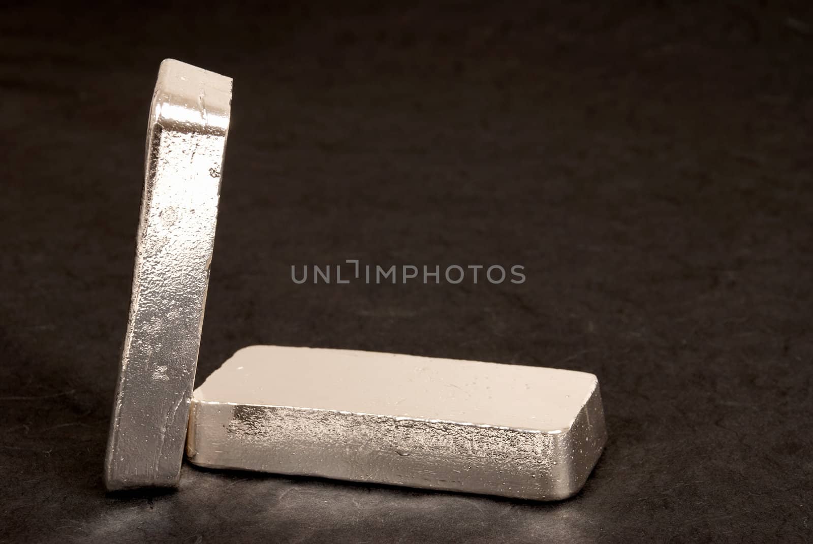 Silver bars by hemeroskopion