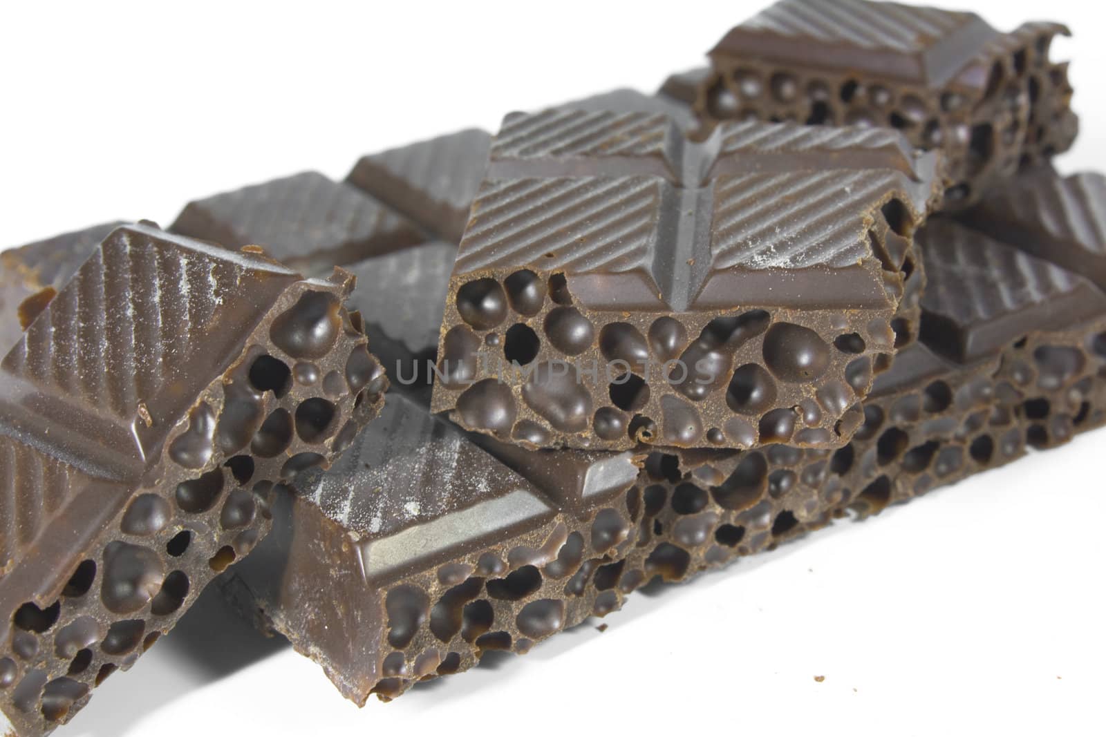 Porous chocolate by Dikar