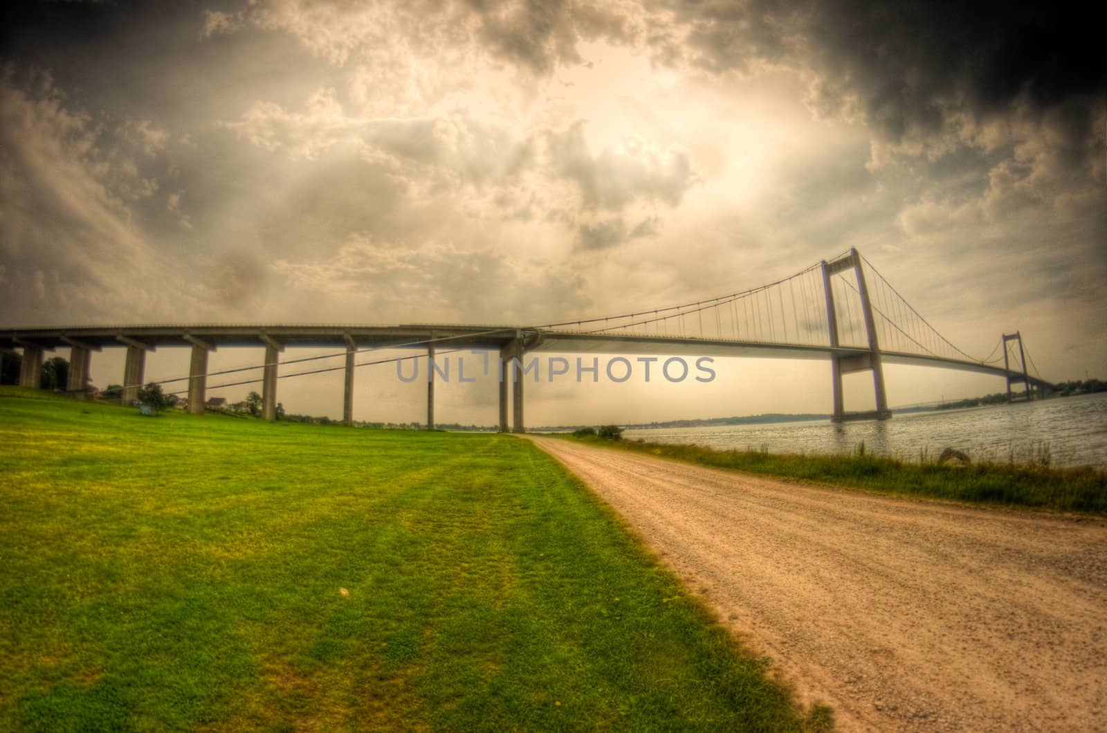 Little Belt Bridge by lavsen