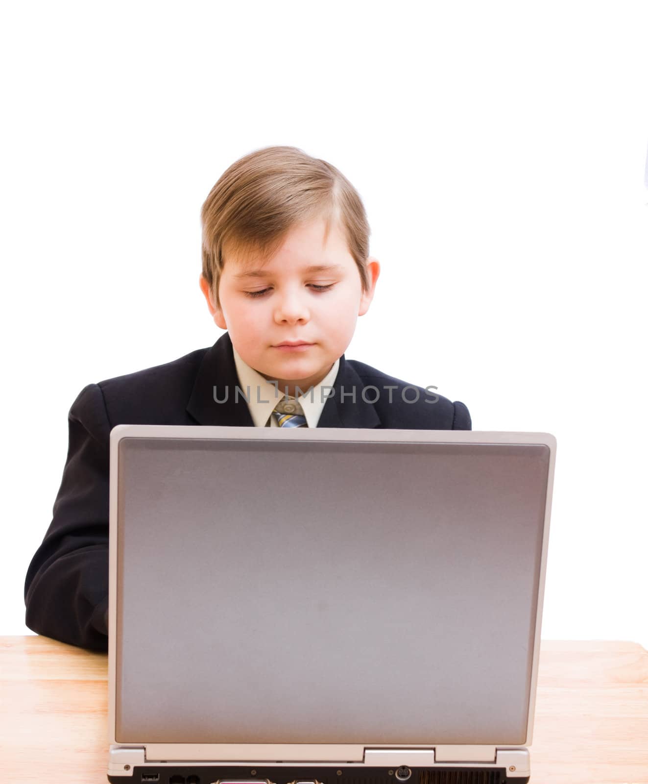 teenager learns to laptop