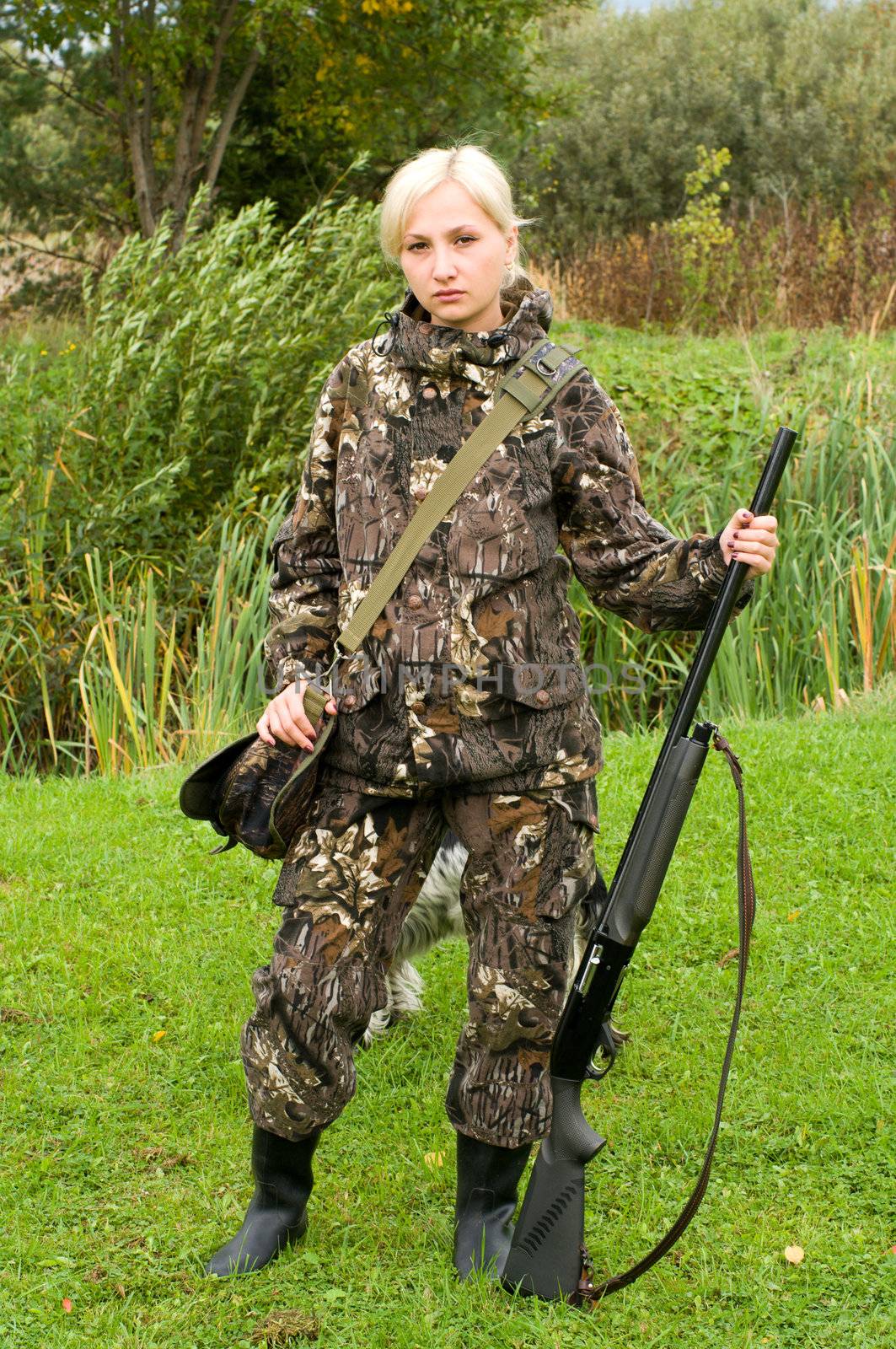 Girl hunter. by kromeshnik