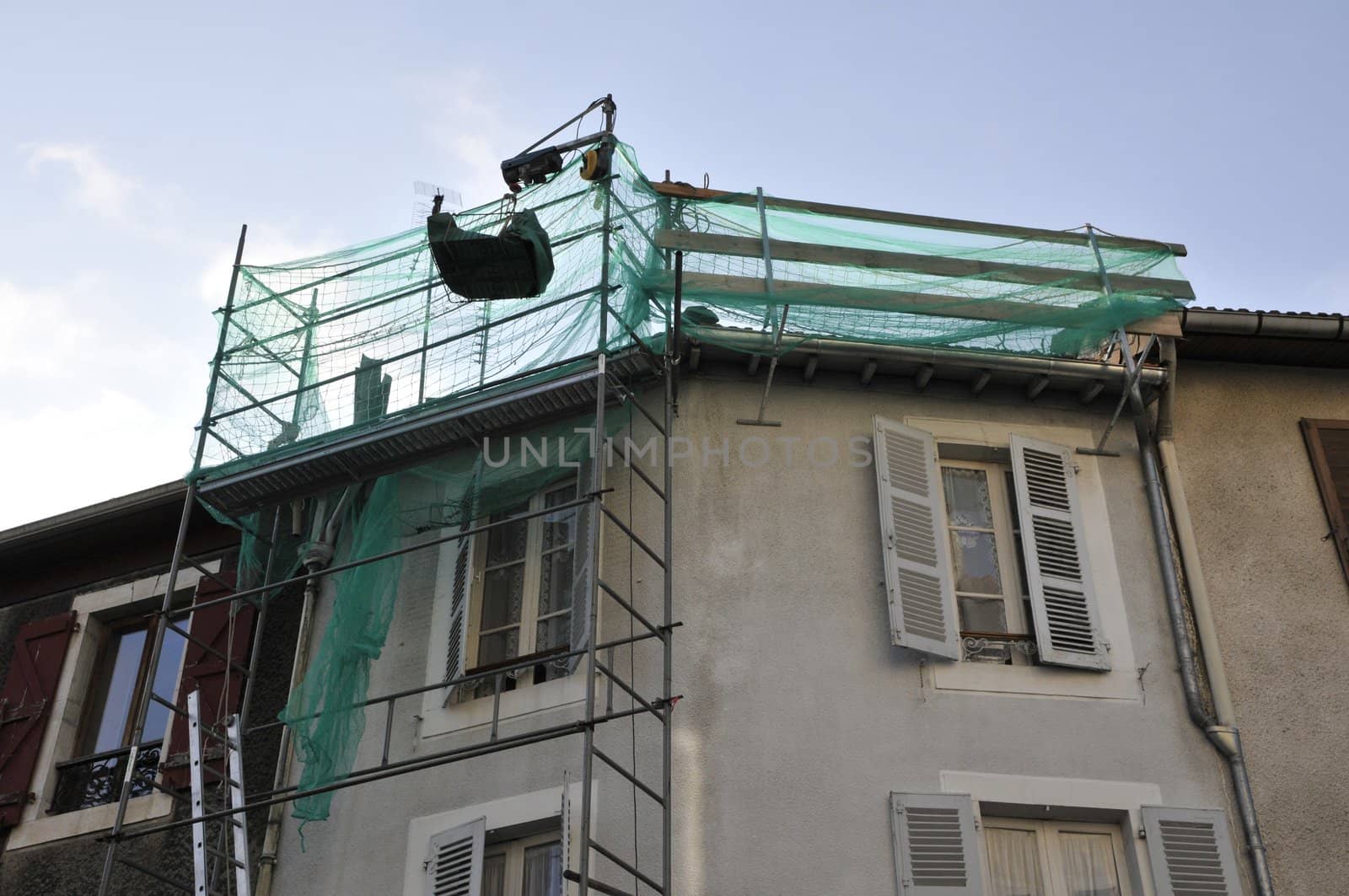 Detail of a scaffolding fixed on a fa�ade