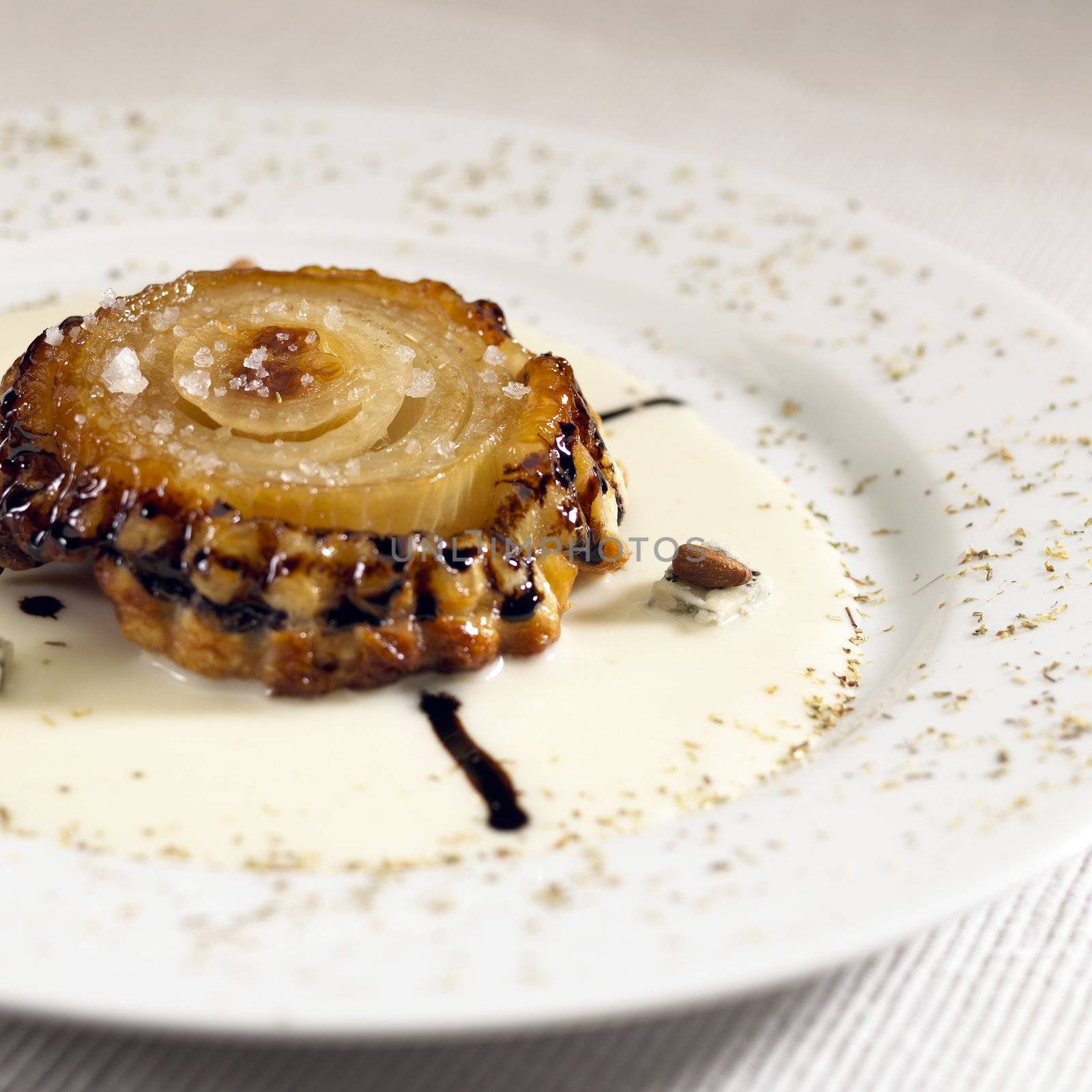 A particular dessert, the Onion Caramel with balsamic vinegar
