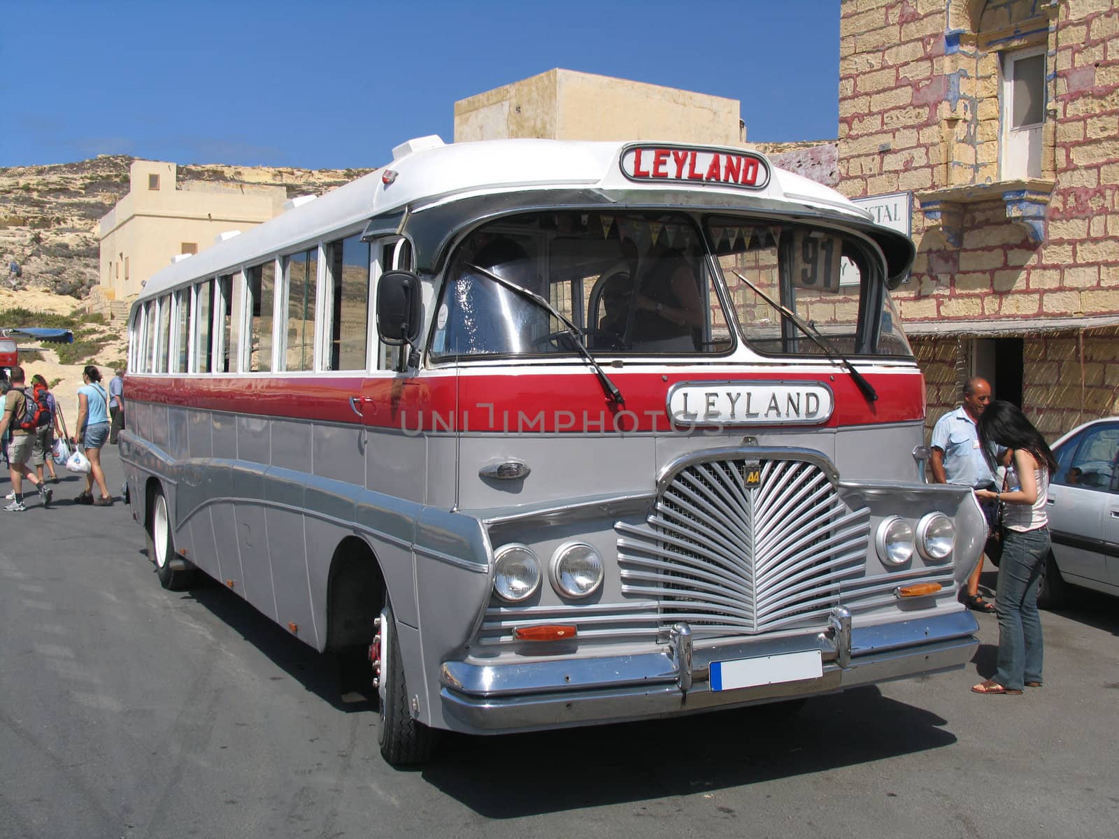 Old maltese bus by snowturtle
