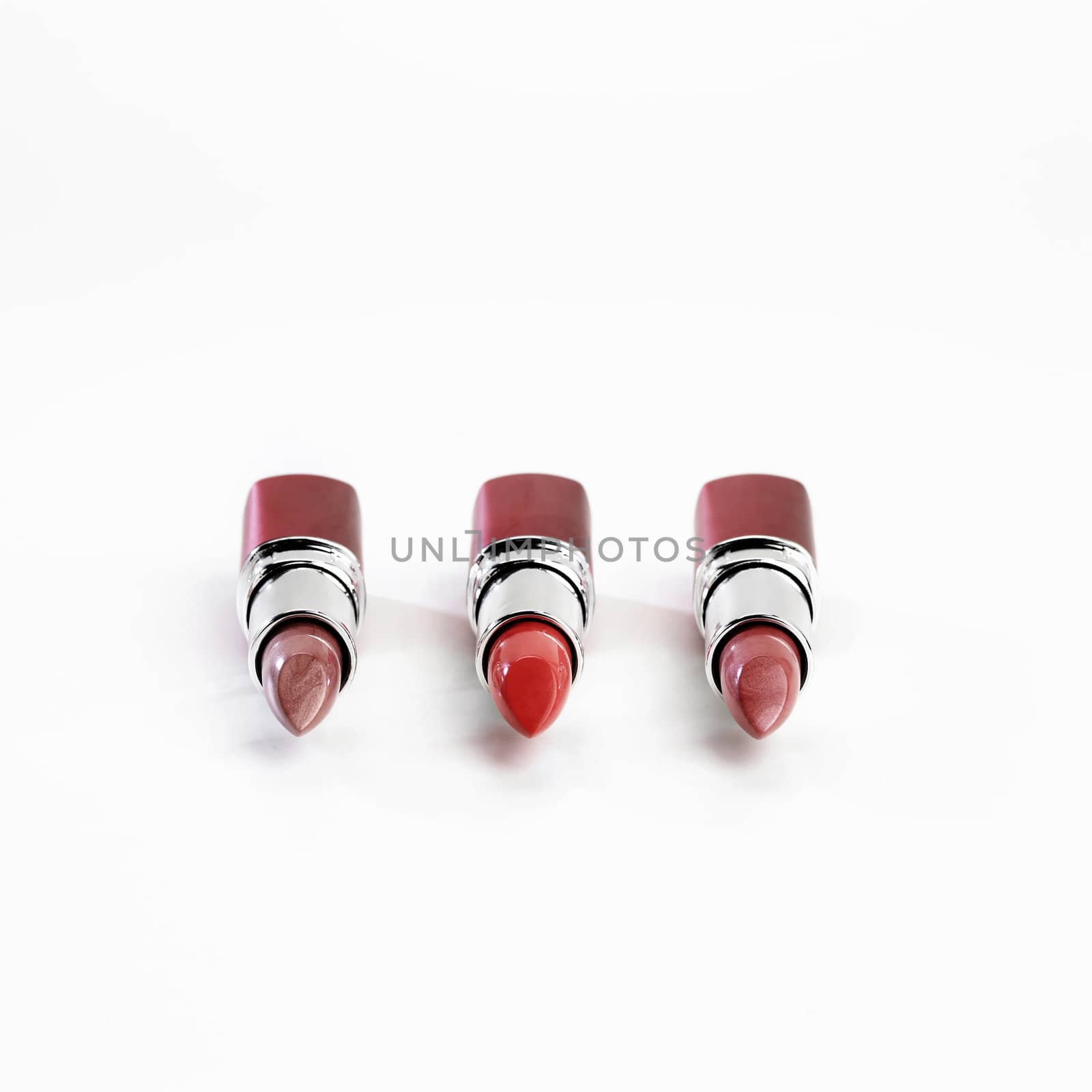 red lipsticks by studiovitra