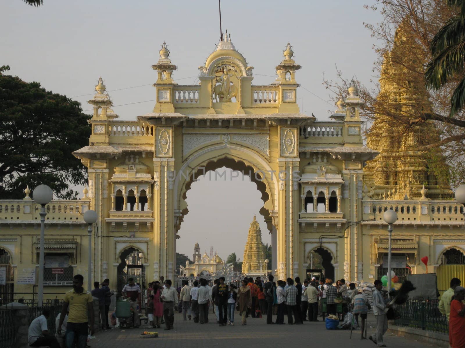 Mysore Palace gate by colinelves