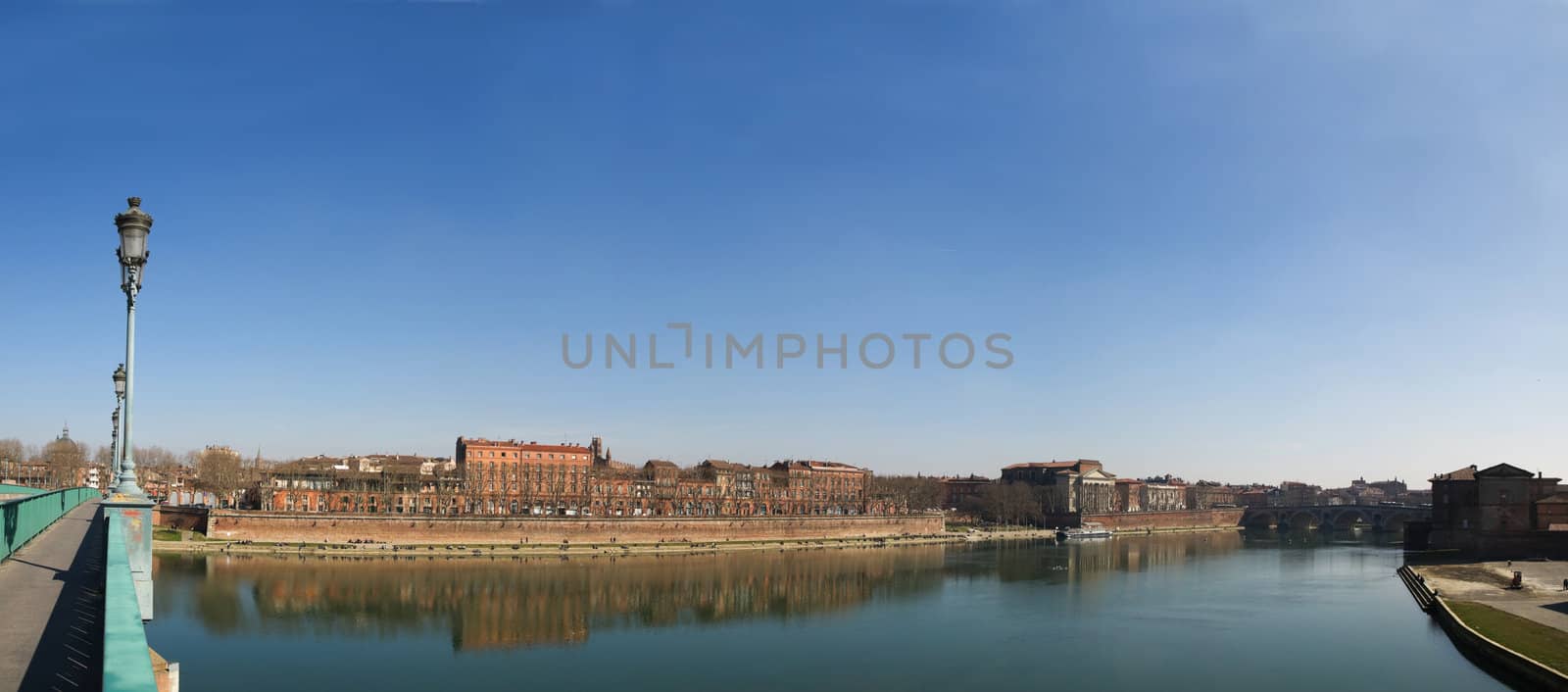 Toulouse city panoramic image from Saint Pierre bridge on the Garonne river