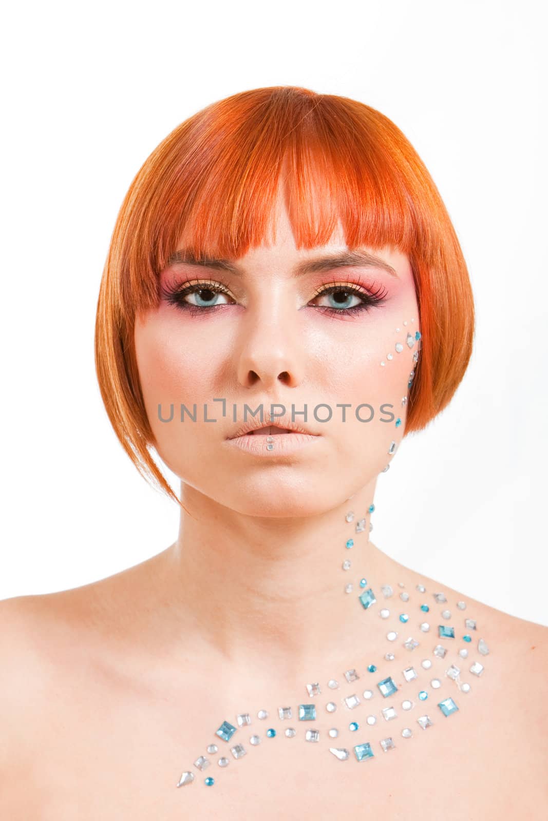 Redhead with rhinestones by phakimata