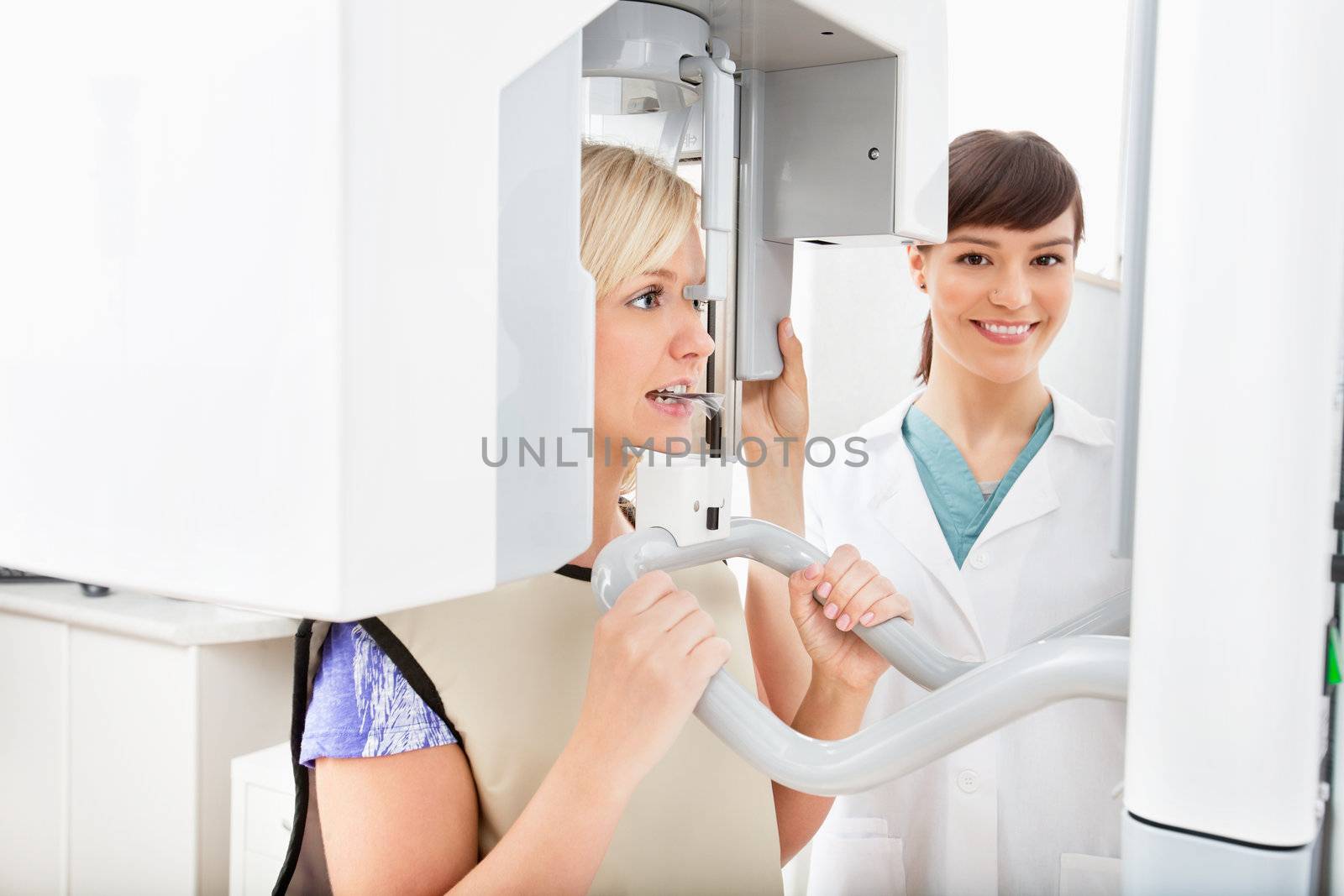 Panoramic Dental X-ray by leaf
