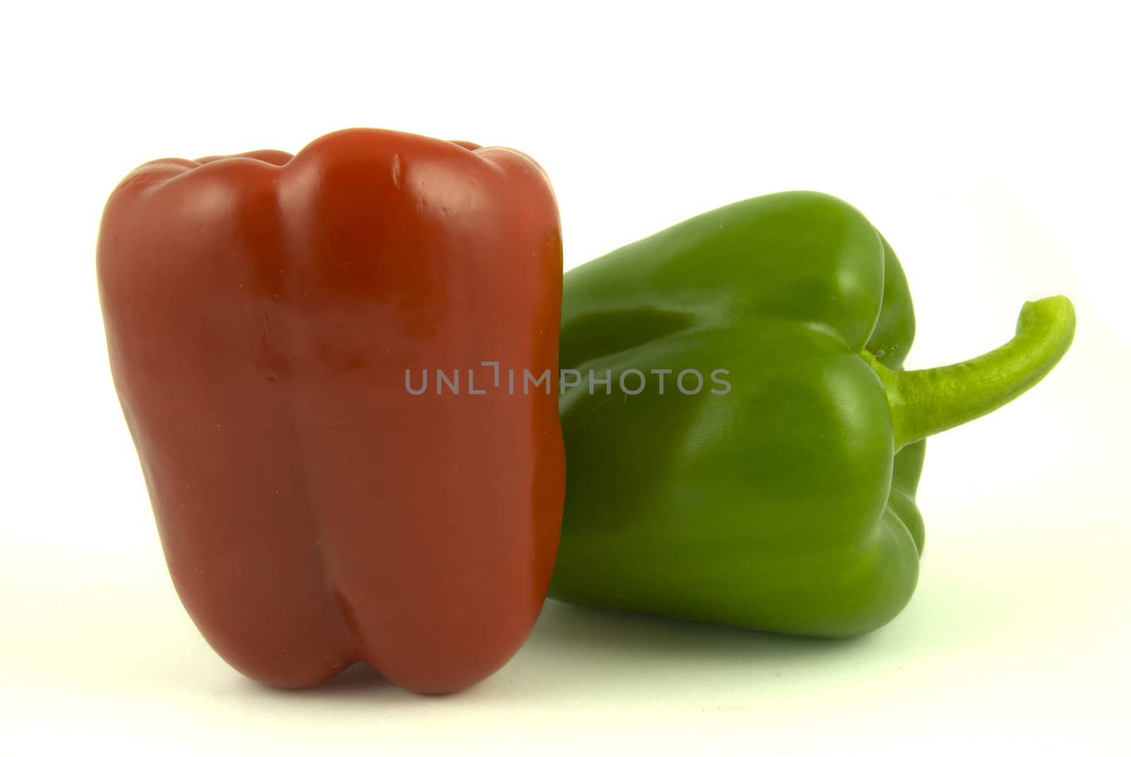 Two bell peppers by Gertje