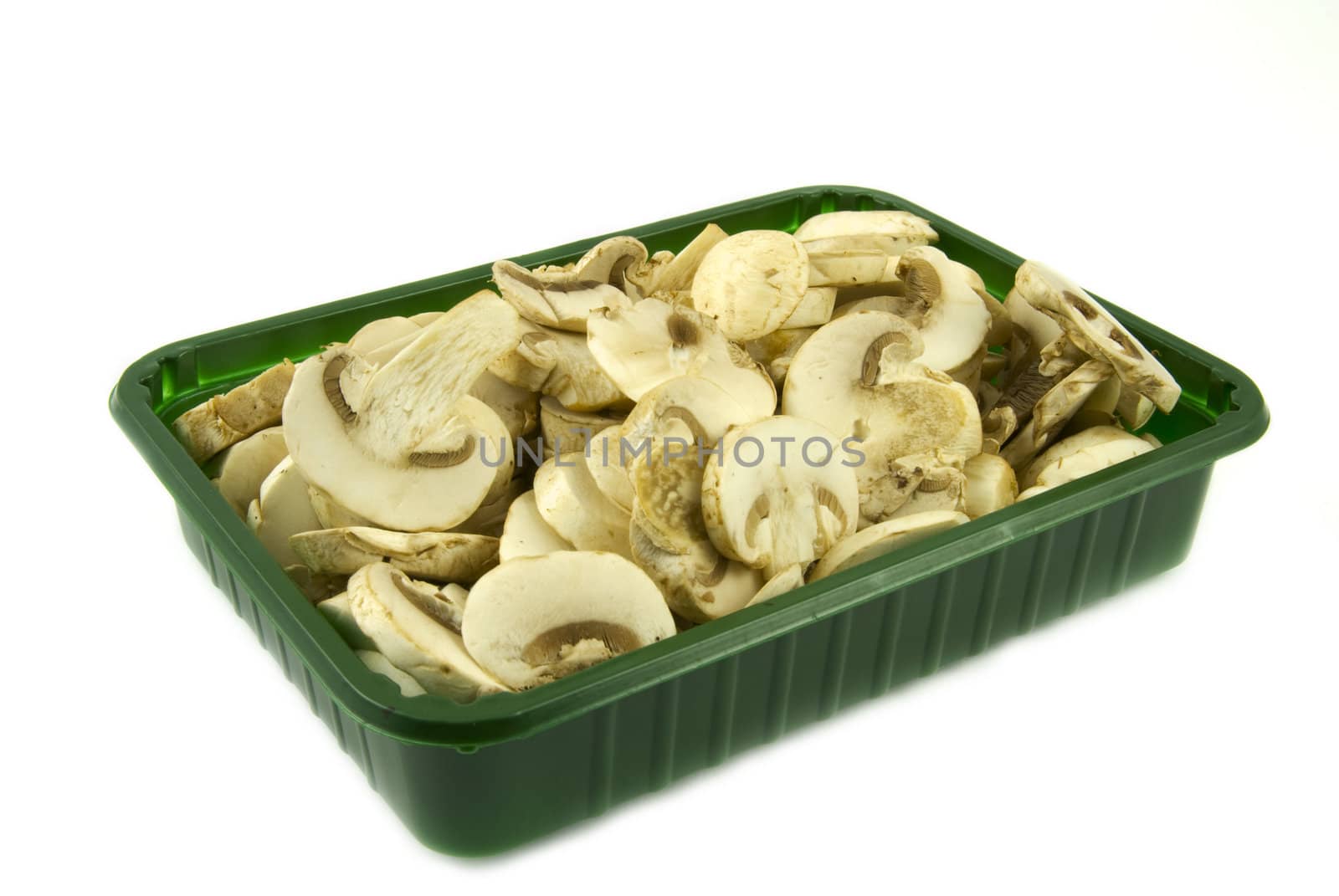 Sliced champignon mushrooms in green pack by Gertje