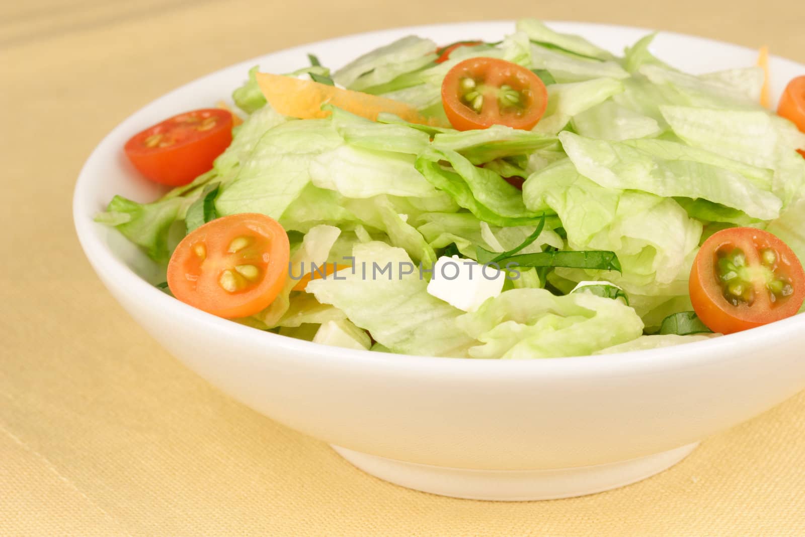 healthy salad by tacar