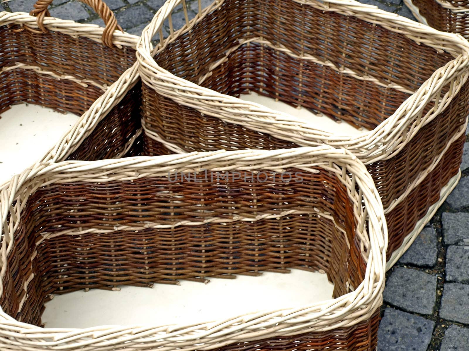 willow baskets by Jochen
