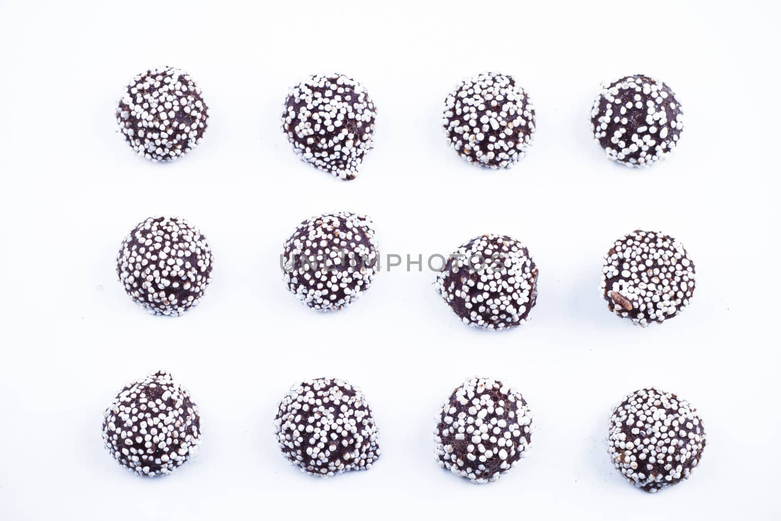 Small candy-coated chocolate cream by FernandoCortes