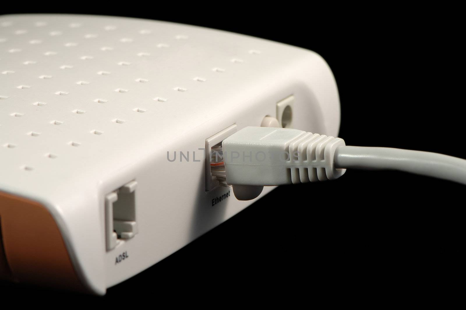 Detail of rear part of cable modem