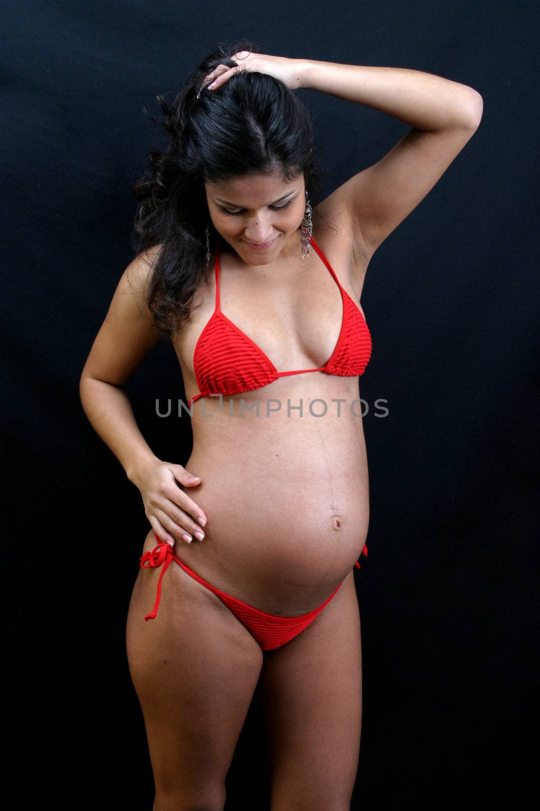 photo of pregnant female by jpcasais