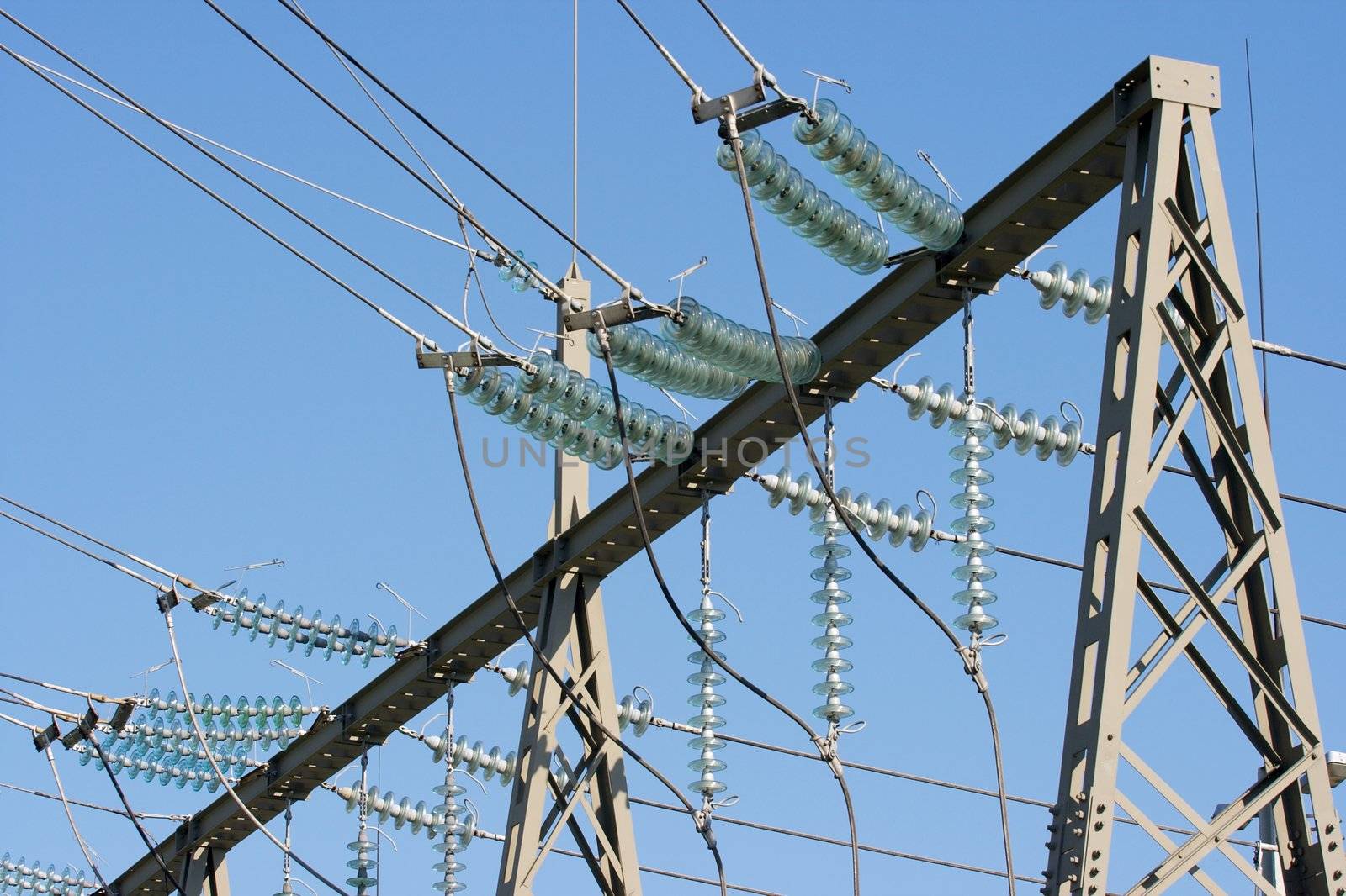 High voltage electric line connections