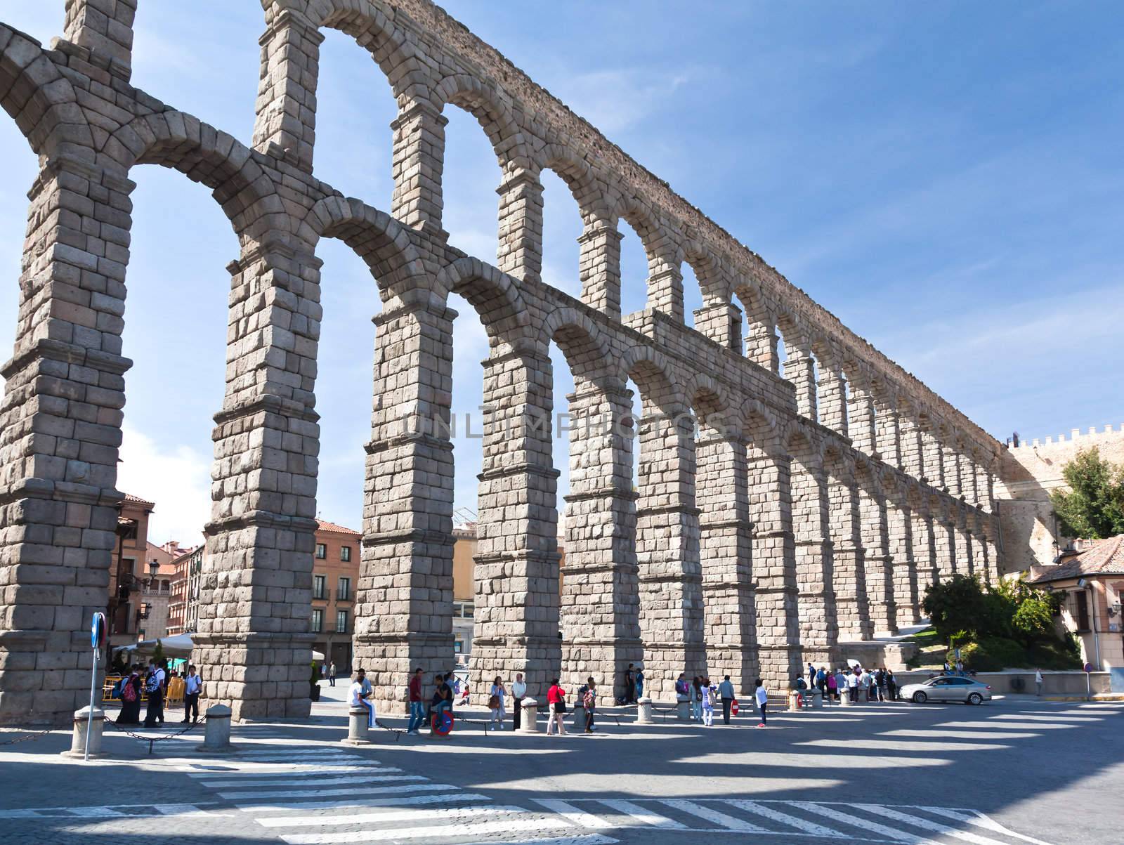 The ancient aqueduct in Segovia by gary718