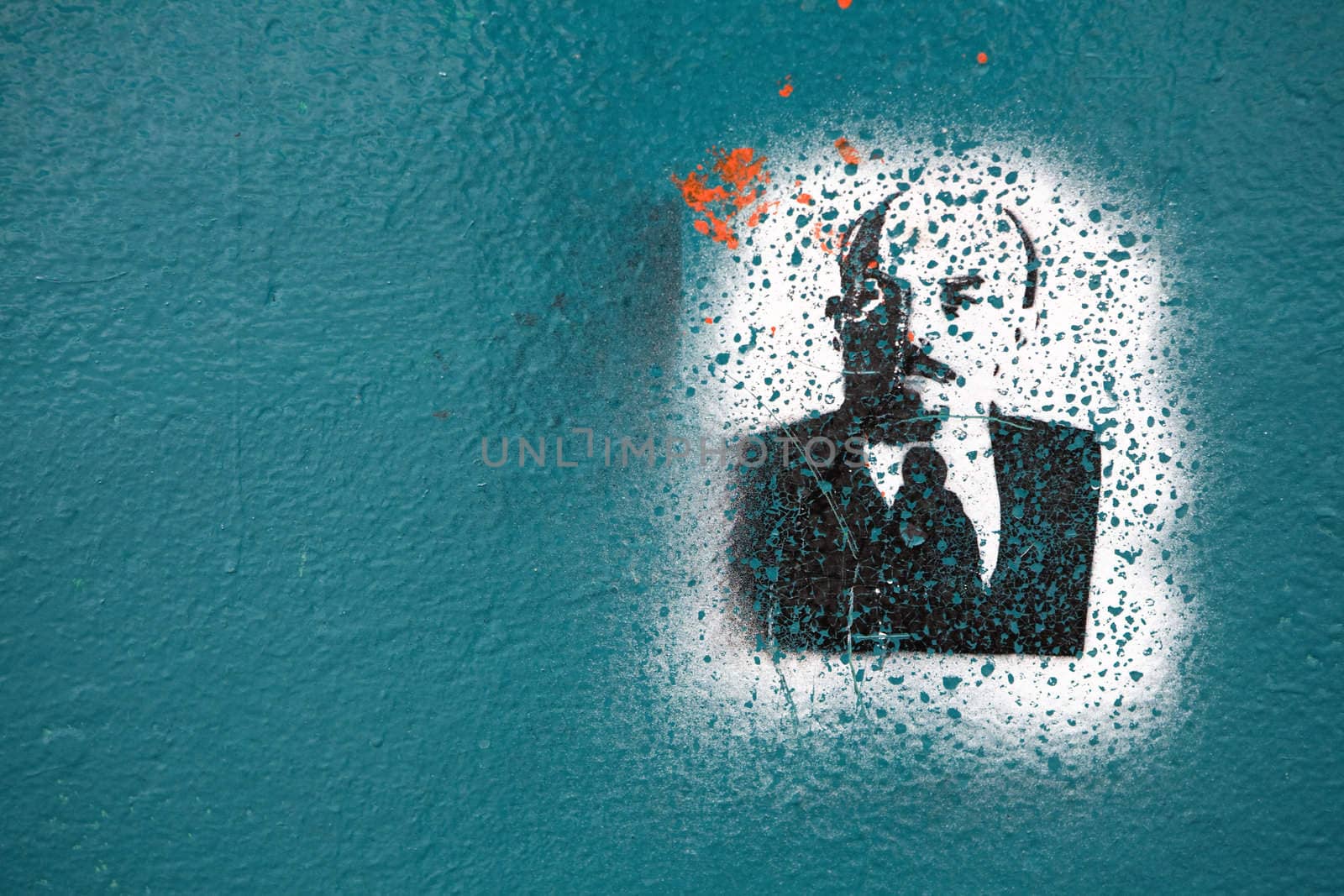 Graffiti Lenin by elenarostunova