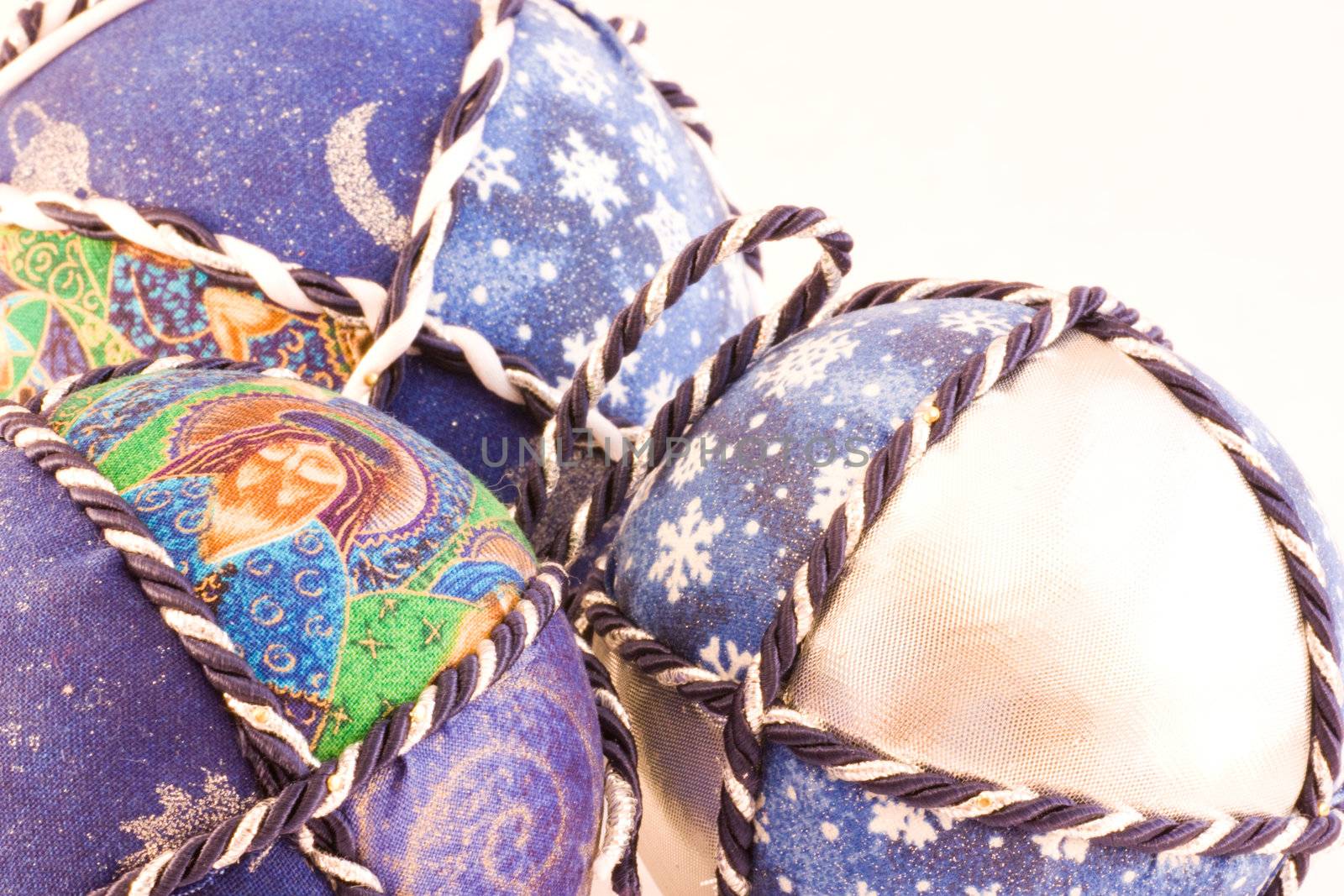 Handmade Christmas balls, Italian tradition, made of fabric and cord