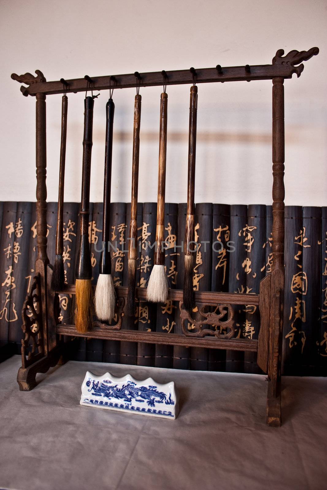 Detail of a courtyard house in Beijing, Qing dinasty. Every single piece of forniture follow feng shui rules.