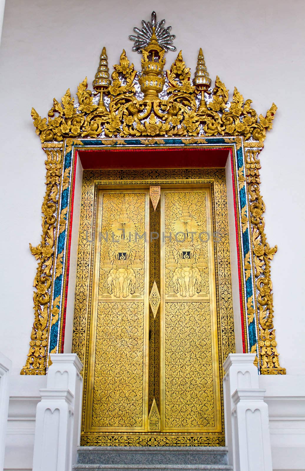 Arch  Gold Door in Temple