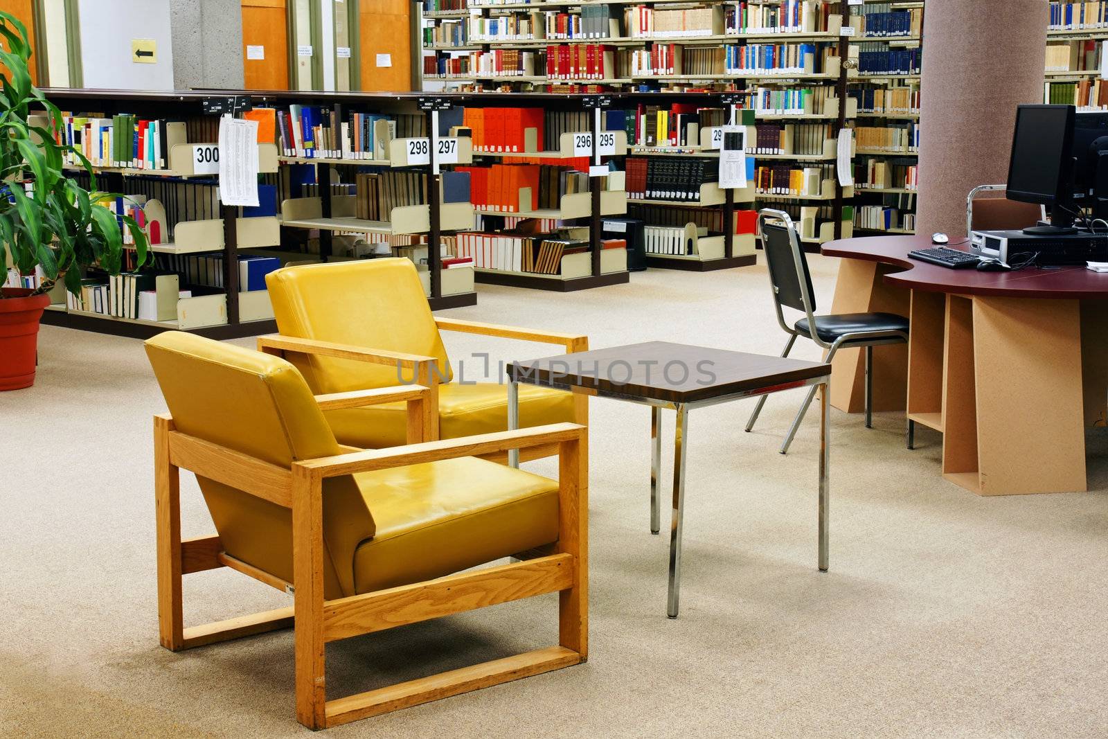 University librairy yellow chairs by Mirage3