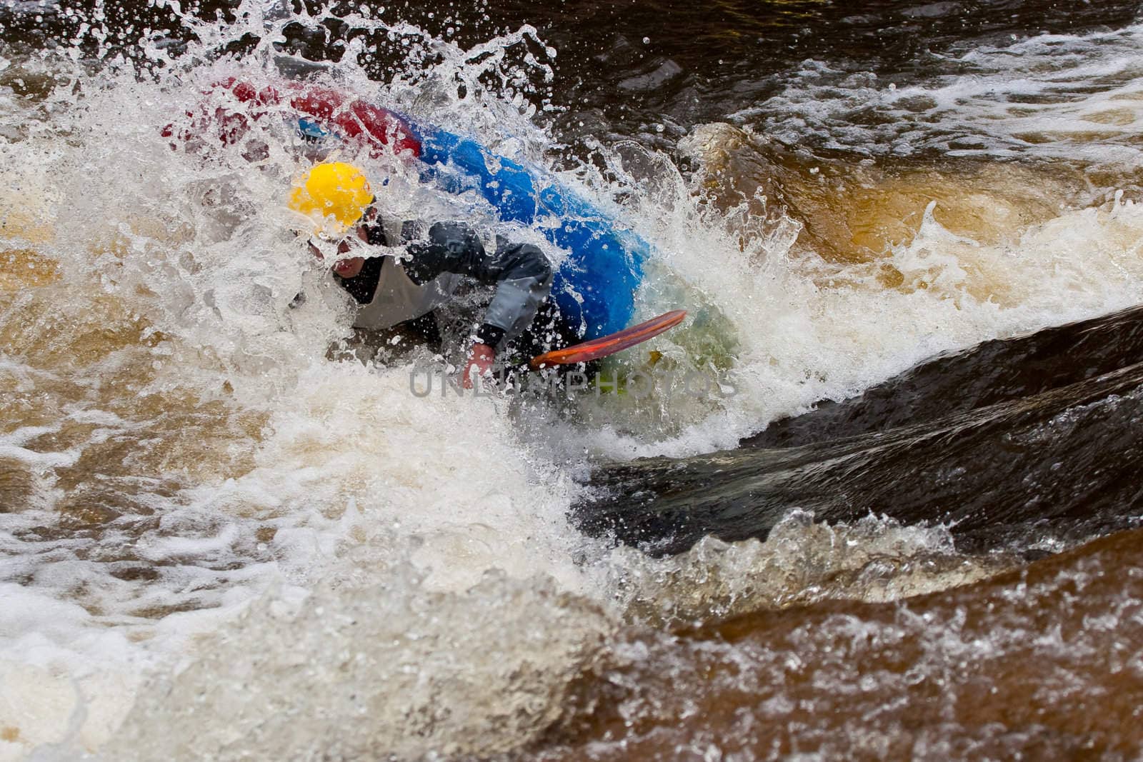 Competition of kayak whitewater freestyle, Russia, Akulovka