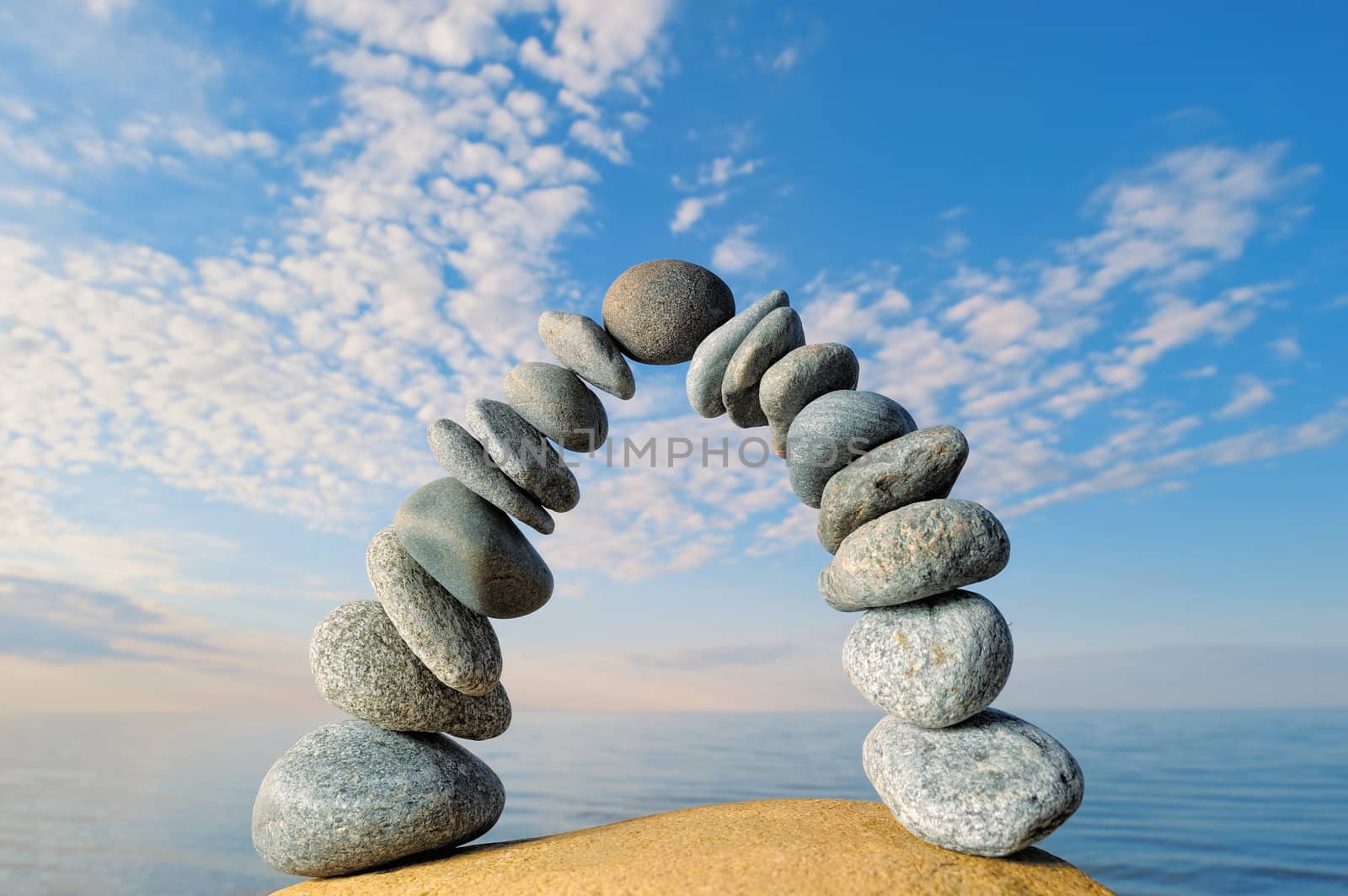 Crookedness of the pebbles on the seashore