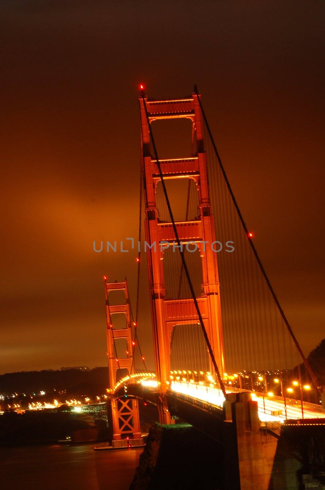 Golden Gate Bridge by nikonite